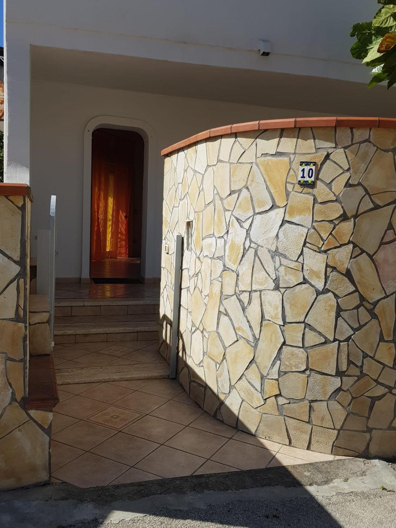 ריאלמונטה Appartamento Lido Rossello מראה חיצוני תמונה
